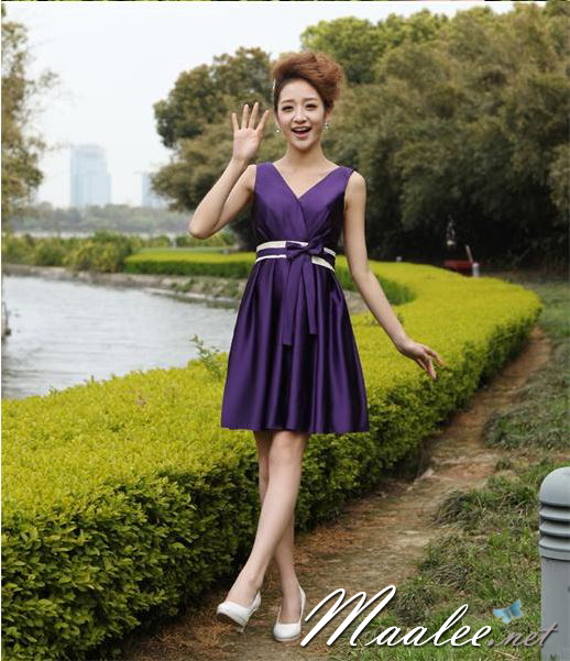 พร้อมส่ง ชุดราตรีสั้น แขนกุด สีม่วง ผ้าซาติน คาดเอวสีครีม แต่งโบว์ตรงเอว