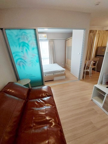 ให้เช่าพลัมคอนโด แจ้งวัฒนะ สเตชั่น 23 ตร.ม.เฟอร์ครบ มีเครื่องซักผ้า ใกล้ ม.ราชภัฏพระนคร