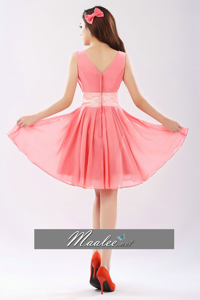 พร้อมเช่า ชุดราตรีสั้น แขนกุด สีน้ำทะเล คอวีหน้า หลัง จับเดรปสวย คาดเอวผ้าซาติน