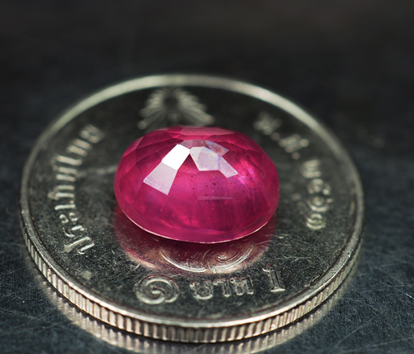 พลอยทับทิม (Ruby) 3.45 กะรัตสีสวย