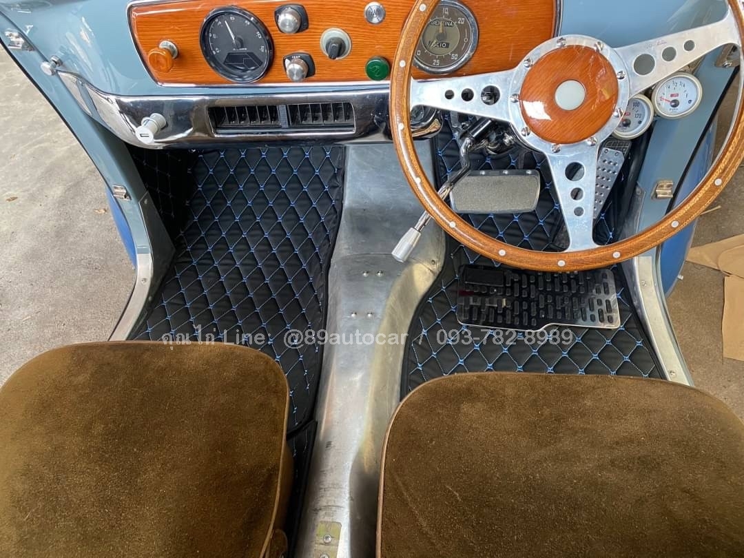 พรมรถ fiat500 ปูพรม6D สีดำด้ายน้ำเงิน