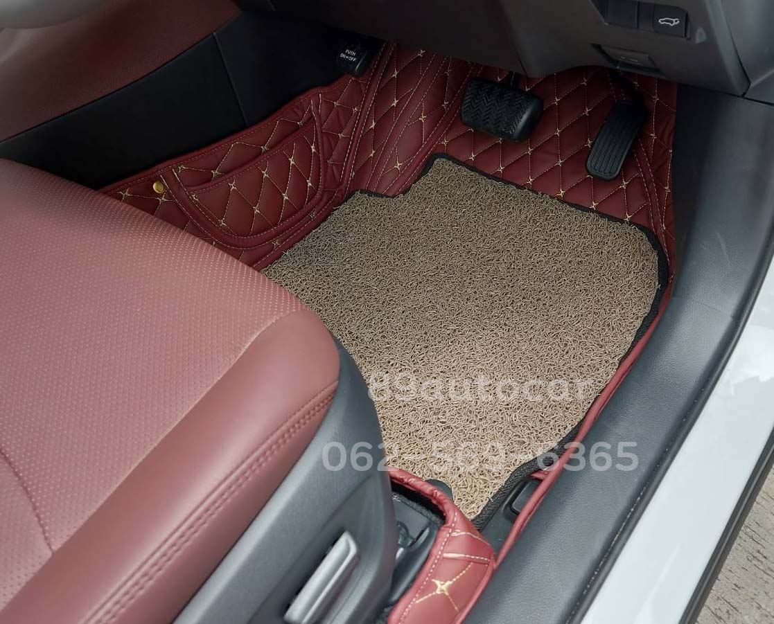 พรมรถยนต์ Toyota Collora Cross ปูพรม7D สีแดงไวน์ + ไวนิลดักฝุ่นสีครีมขอบน้ำตาล เต็มคัน