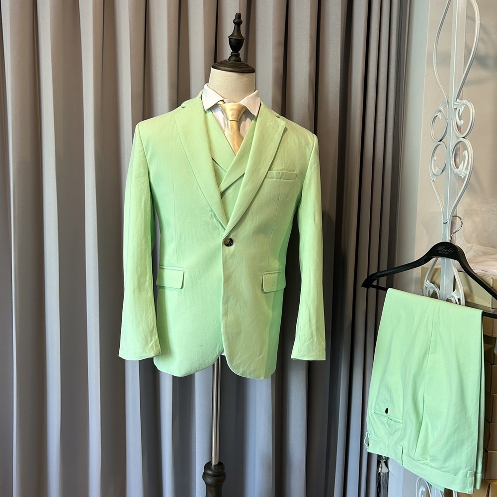 พร้อมเช่า ชุดสูทชาย สีส้มพาสเทล 1 กระดุม (พร้อมเสื้อกั๊ก) ผ้า Cotton twill 100% ทอลายในตัว