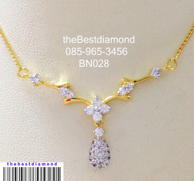 สินค้าหมด ==BN028+++สร้อยหยดน้ำ of flower +++น่ารักม๊ากๆๆๆๆ เป็นรูปหยดน้ำ มีดอกไม้อยู่บนหยดน้ำ ใส่ติดคอได้สบายๆ ใส่ทำงานก็เก๋ ใส่ออกงานก็OK