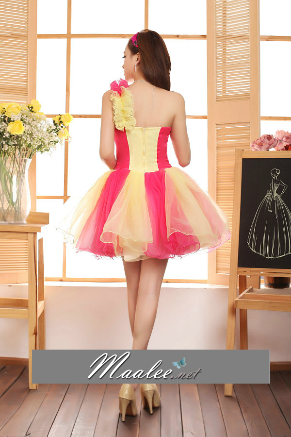 พร้อมเช่า ชุดแฟนซี เช่า 500 ชุดราตรีสั้น ลายทาง สีลูกกวาด แต่งดอกไม้