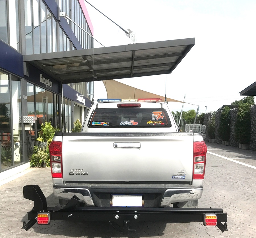 MASTERHOOK Motorcycle Rack, Masterhook Motorcycle Rack model, the rack can hold weight no more than 130-140 kilograms, depending on the vehicle.