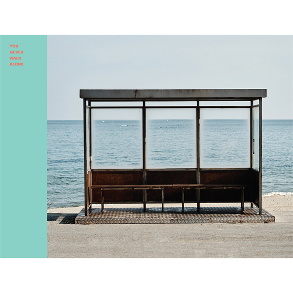 อัลบั้ม #BTS - Album [WINGS : You Never Walk Alone] (LEFT ver.) : ปกสีฟ้า / ไม่มีโปสเตอร์