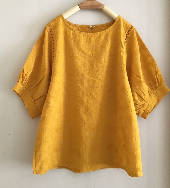 เสื้อผ้าลูกไม้นุ่ม