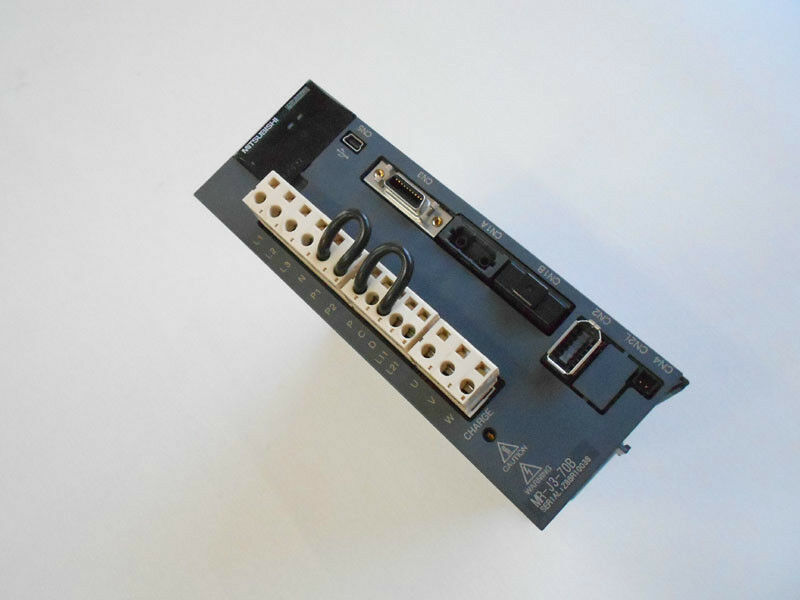 SERVO DRIVE " MITSUBISHI " รุ่น MR-J3-70B