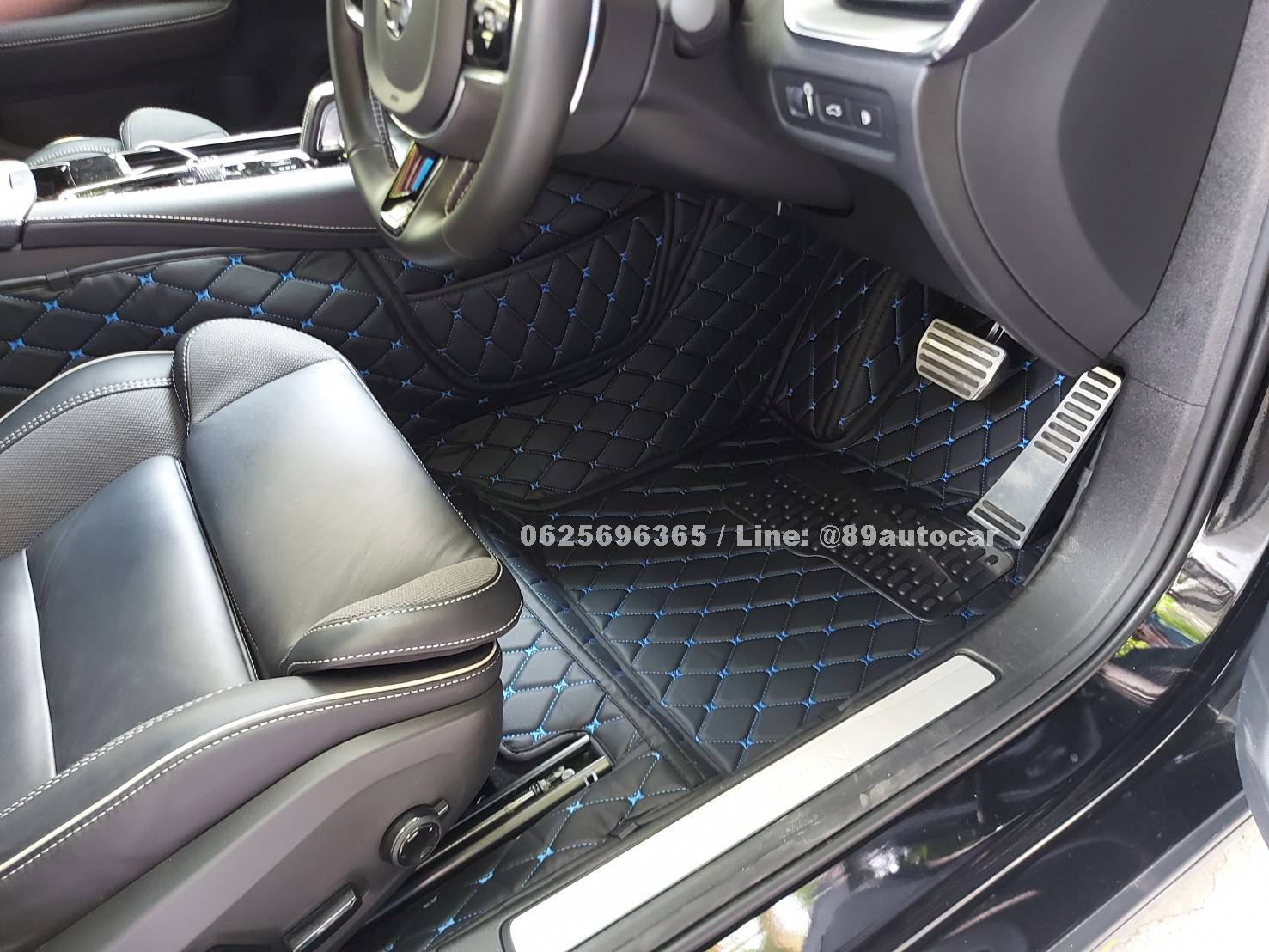 พรมรถยนต์ Volvo S60 ปี 2020-2024 ปูพรม6D สีดำด้ายน้ำเงิน 4 ชิ้น ในห้องโดยสาร + ท้ายเก็บของ