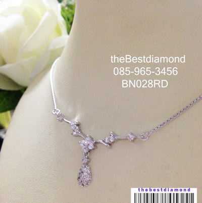 BN028RD+++สร้อยหยดน้ำ of flower +++น่ารักม๊ากๆๆๆๆ เป็นรูปหยดน้ำ มีดอกไม้อยู่บนหยดน้ำ ใส่ติดคอได้สบายๆ ใส่ทำงานก็เก๋ ใส่ออกงานก็OK