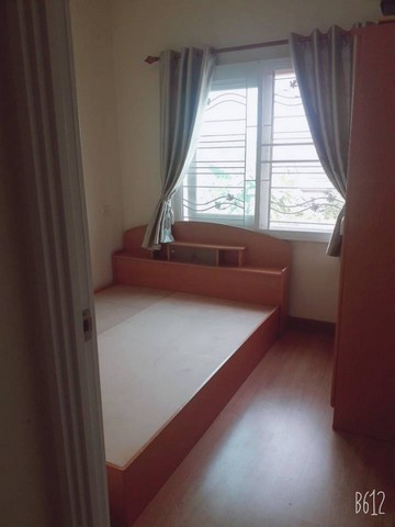 ให้เช่าทาวน์เฮาส์ 2 ชั้น 22.2 ตร.ว.หมู่บ้านโกลเด้น ทาวน์ เกษตร-ลาดปลาเค้า ซอยลาดปลาเค้า 72