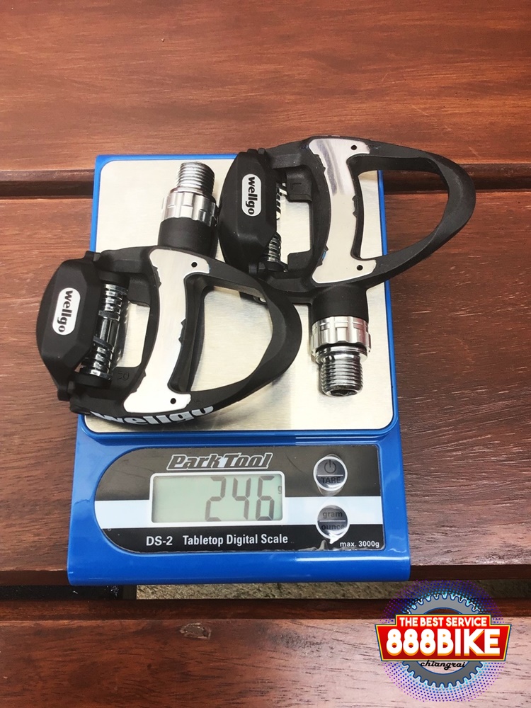 บันไดจักรยานเสือหมอบ WELLGO R312 Carbon Fiber แถมคลีท 2 ชุด