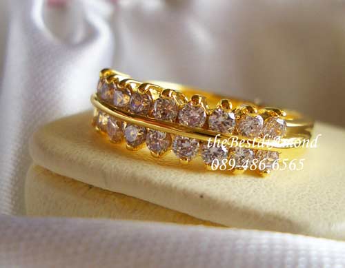 BR715+++แหวนแถว 2แถว หนามเตย 1 จุด+++แบบเรียบ หรู ใส่ได้นาน สไตน์แหวนแถว เพชรสวยวิ๊งๆเลยค่ะ สาวๆที่ชอบแหวนแถวไม่ควรพลาดค่ะ