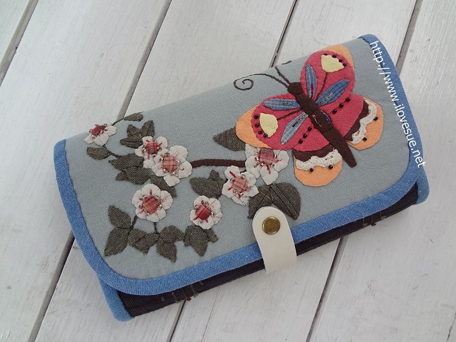 กระเป๋าใบยาวสามพับแอพพลิเค่ - สั่งทำไม่มีพร้อมส่ง