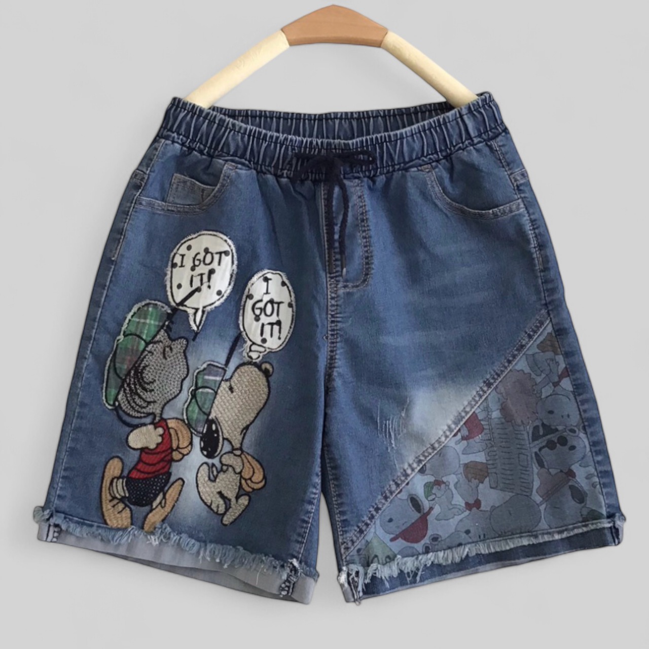 กางเกงขาสั้นยีนส์ยืดลายปัก snoopy