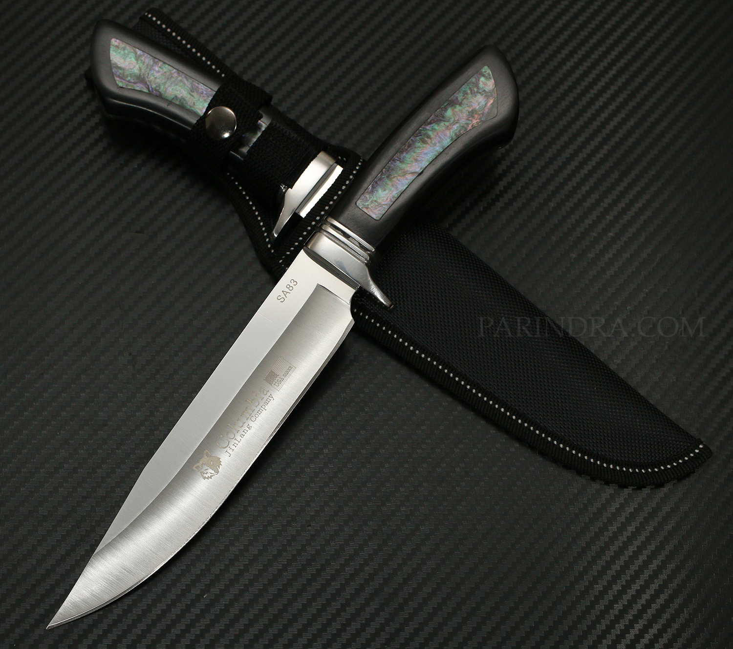 มีดเดินป่า COLUMBIA รุ่น SA83 ด้ามไม้ฝังลวดลายมุก ทรงใบมีดสวย