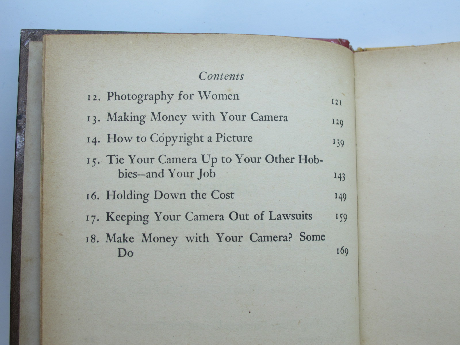 หนังสือพ๊อคเก็ตบุ๊ค อายุ 65 ปี Photography as a Hobby ปี 1949 (พศ.2492)