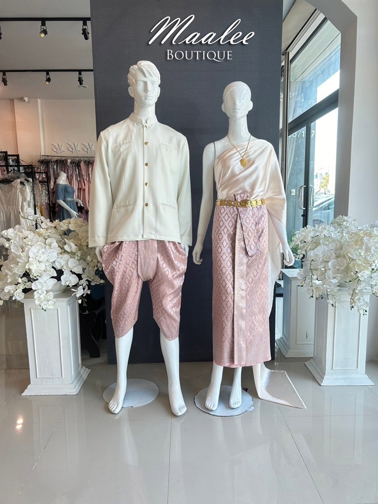 เช่า ชุดไทย ชุดเพื่อนเจ้าสาว ชุดไทยผ้าถุงสีโอวัลตินชมพูเงิน สไบเรียบ สีโอโรสอ่อน