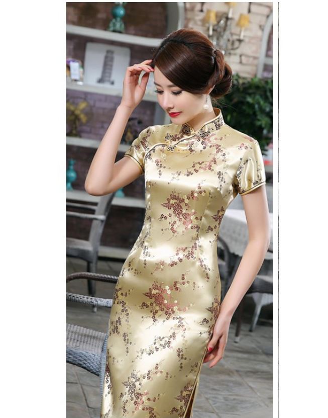 พร้อมเช่า กี่เพ้า สีทอง ลายดอกบ๊วย Cherry Blossom ผ้าไหมจีน กุ๊นขอบ ตัดเย็บอย่างดี