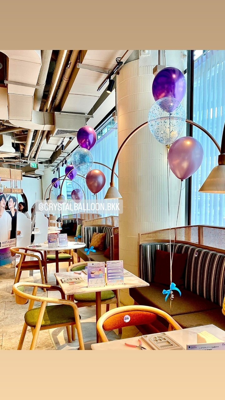 ลูกโป่ง เปิดงาน ช่อลูกโป่ง ช่อ 3 ลูก 18 ช่อ Theme สีม่วงโครเมี่ยม-ชมพูอ่อนโครเมี่ยม พร้อมตกแต่ง สามารถเปลี่ยนสีลูกโป่งได้