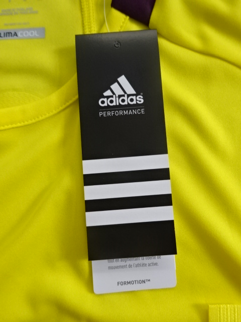 เสื้อฟุตบอล กรรมการ ชุดที่ 1 ชุดใช้ตัดสินฟุตบอลยูโร 2012 ใหม่ S-Size / REFEREE Football Shirt First Kit EURO 2012 Jersey NEW S-Size