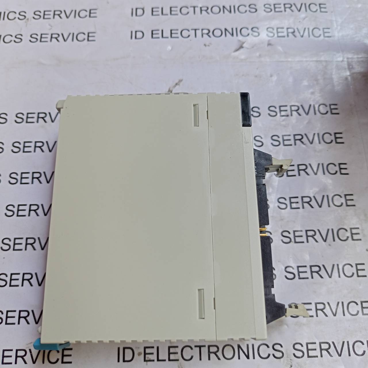 FP2-Y64T PLC " NAIS "