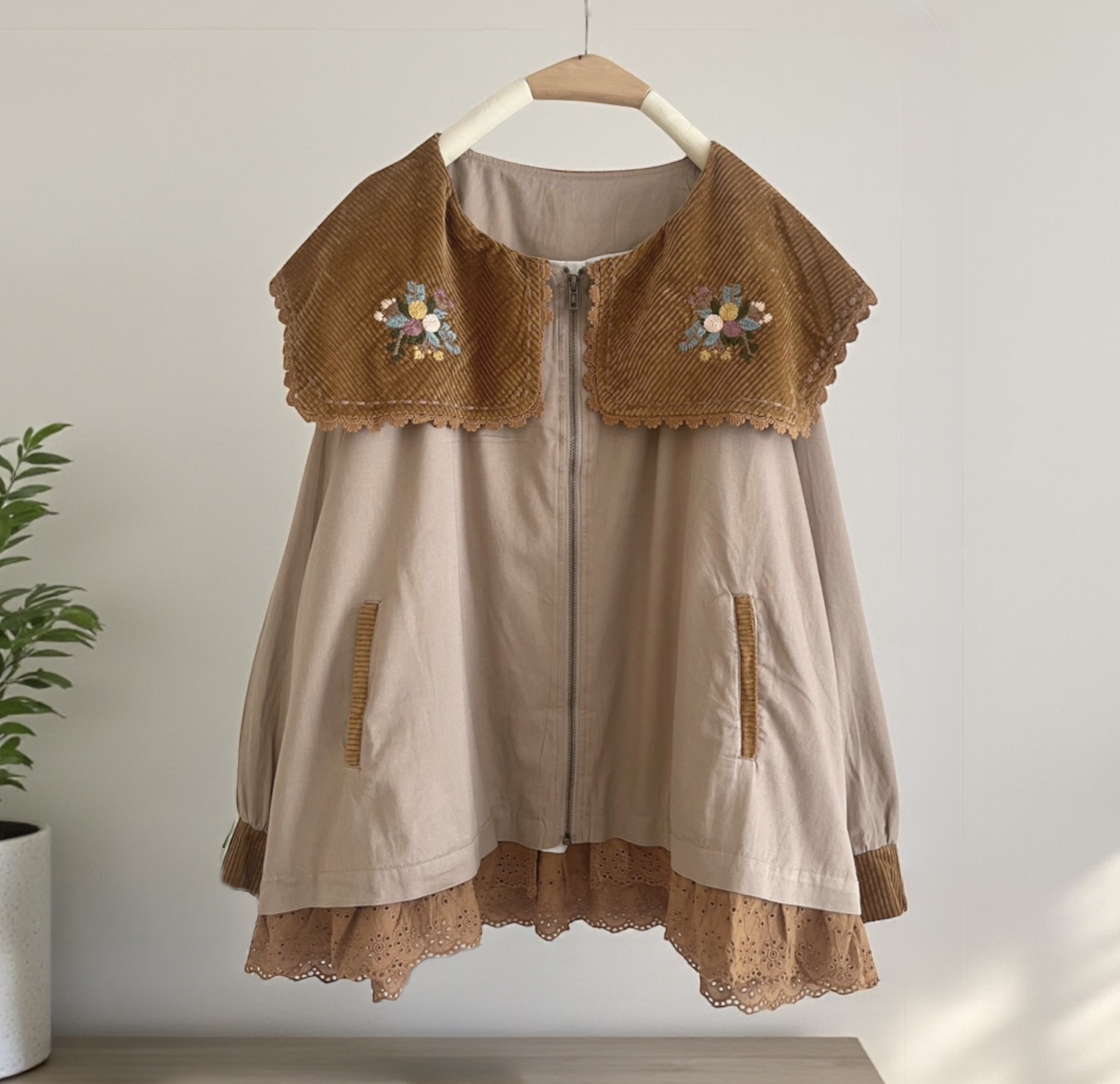 เสื้อ/เสื้อคลุมผ้าฝ้ายแต่งชายระบายผ้าลูกไม้
