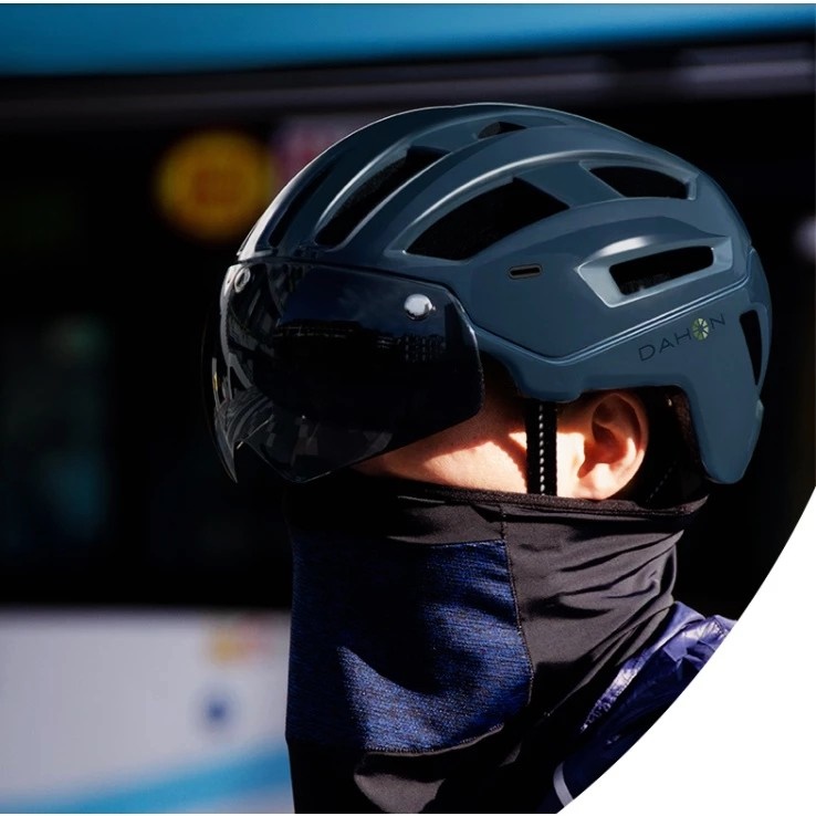 DAHON Integrated Helmet with USB Light | หมวกจักรยานพร้อมไฟท้ายและแว่นกันแดด | รอบศีรษะ 57-63 cm