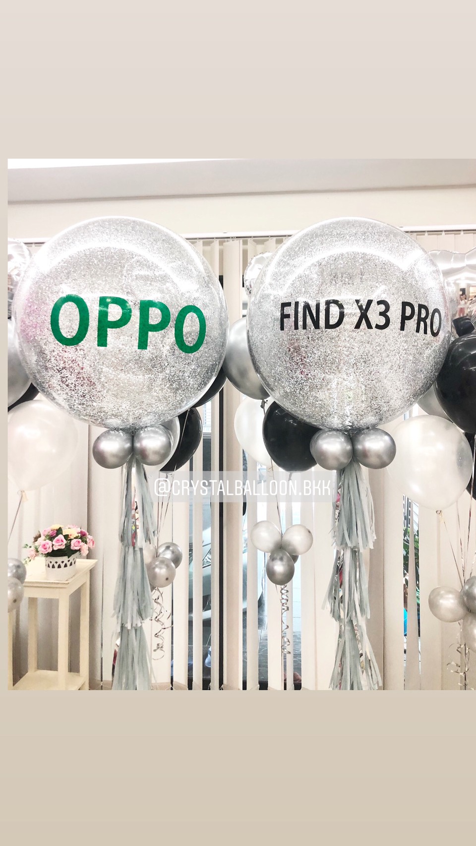 ลูกโป่ง Grand Opening Bubble ขนาด 36" 2 ลูก Theme ดำ-เงินโครเมี่ยม พร้อมตกแต่ง ช่อลูกโป่งฟอยล์หัวใจ ขนาด 18" 4 ช่อ สามารถเปลี่ยนสีลูกโป่ง/เปลี่ยนข้อความ/เปลี่ยนขนาดได้