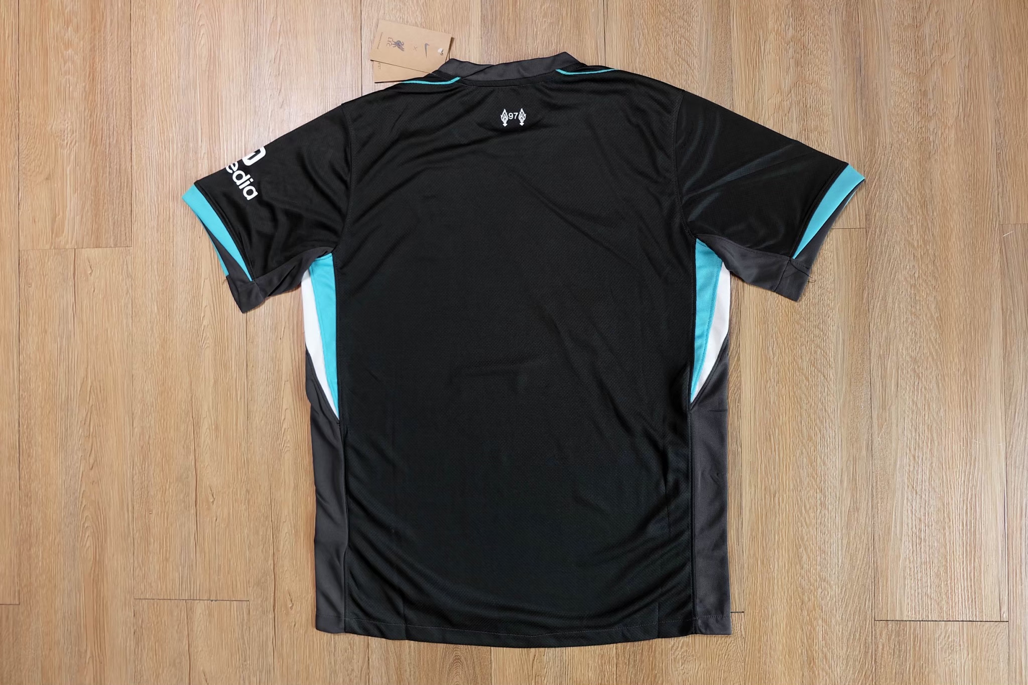 Liverpool 2024/25 Away Jersey เสื้อลิเวอร์พูล เยือน ฤดูกาลใหม่