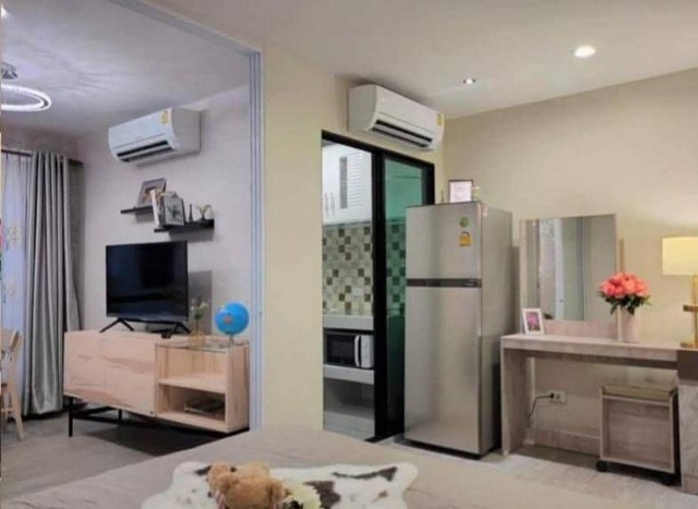ให้เช่าคอนโด รีช พหลโยธิน 52 ชั้น 5 ห้อง 32 ตร.ม.ห้องมุม วิวสระน้ำ ใกล้ BTS สะพานใหม่ มีเครื่องซักผ้า