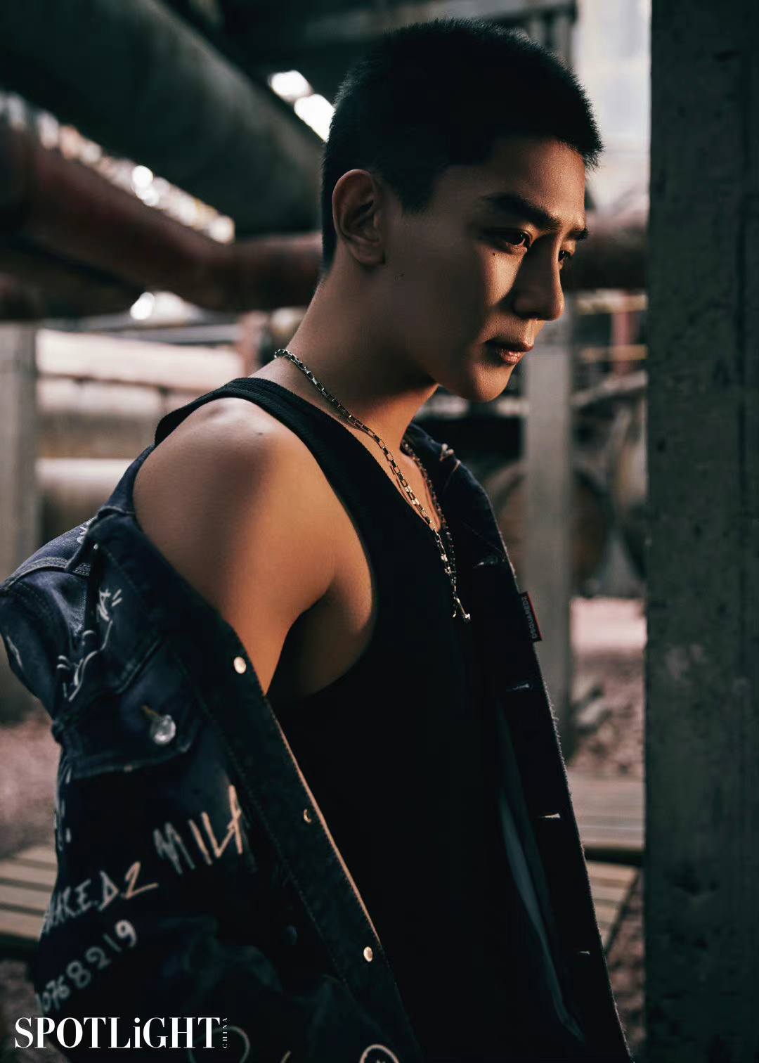 นิตยสาร SPOTLIGHT เซี่ยจือกวง ฉบับเดือน 4/2022