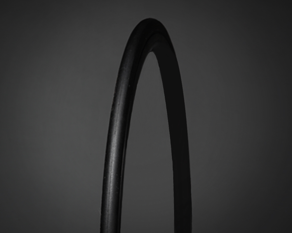 ยางนอกขอบพับ VEE " Road Runner" 700x25C และ 700x23c,120TPI ,270g. ,VRB308 (ตัวโชว์)