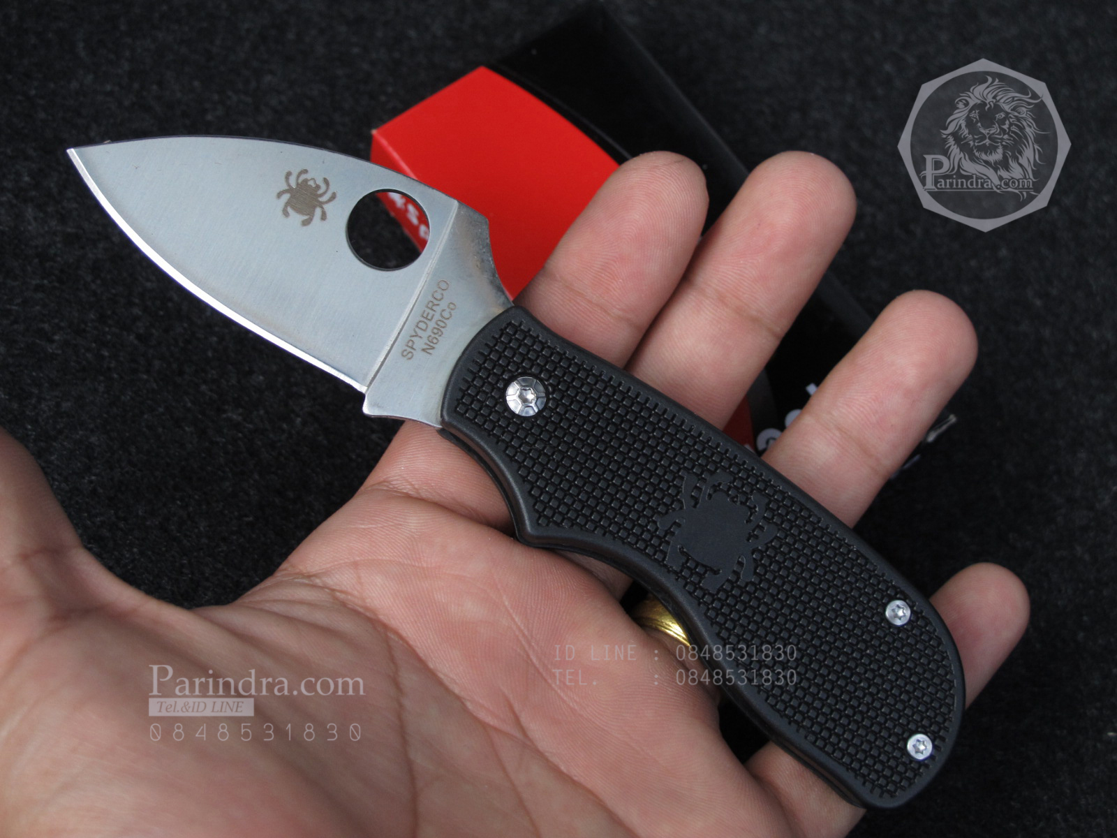 มีดพับ Spyderco Lady Bug ด้ามสีดำสนิท มีดพกน่ารัก คมกริบ ขนาด 6 นิ้ว (OEM)