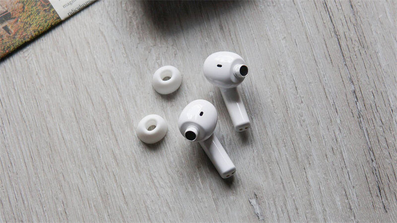 ขาย Redspace R200 หูฟัง TWS ไร้สายพร้อมระบบตัดเสียง ANC ประกันศูนย์ไทย