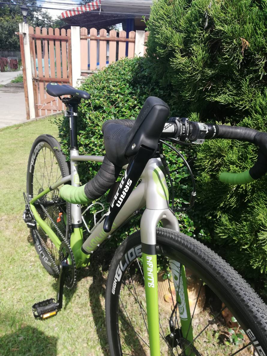 จักรยานเสือหมอบทางฝุ่น INFINITE GRAVEL COMP AL เฟรมอลู 11สปีด Sram APEX 700C