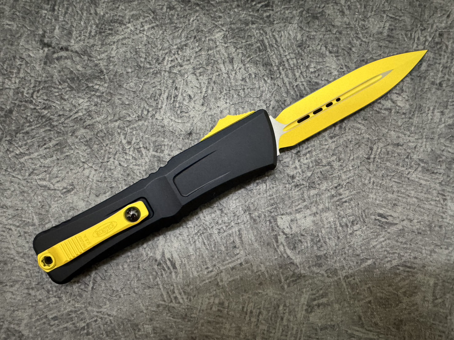 Microtech Combat Troodon D/E Gen III Corvette Yellow