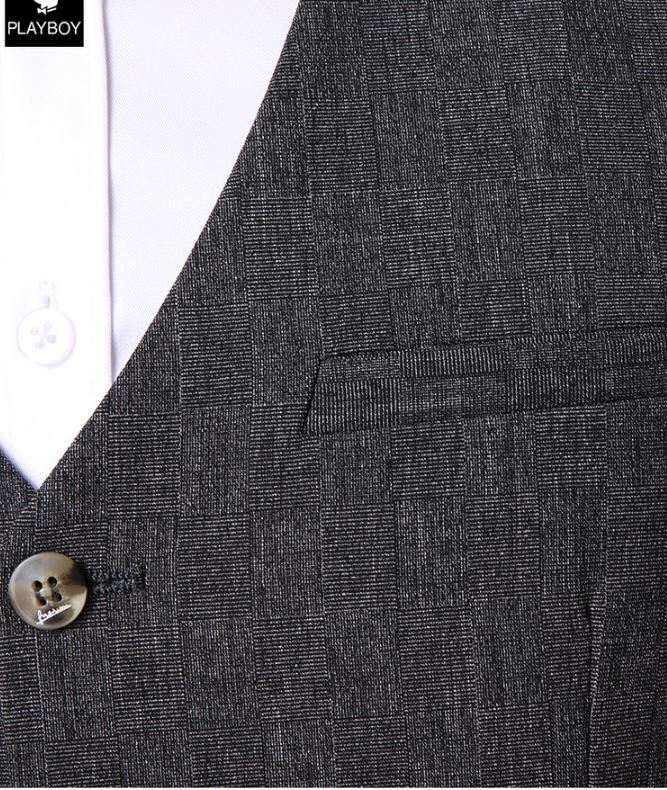 Pre-order ชุดสูทชาย เนื้อผ้าฟูเด้ง สีดำ (พร้อมเสื้อกั๊ก)