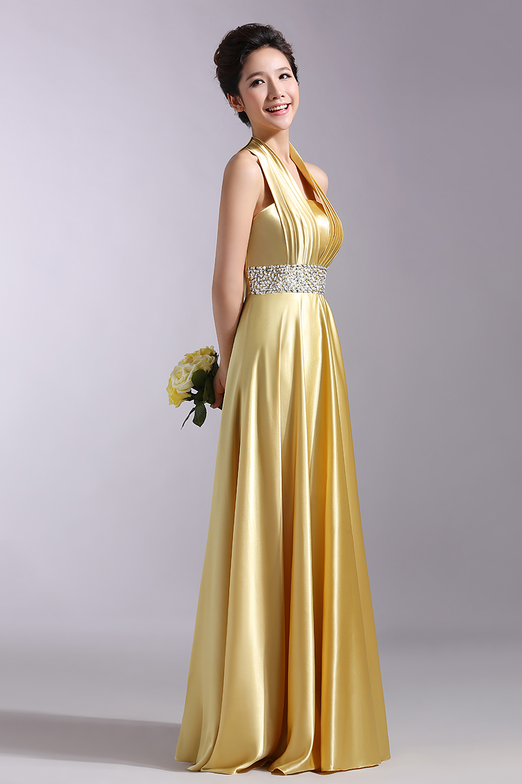 พร้อมเช่า ชุดราตรียาว เกาะอก แบบเก๋คล้องคอ สีทอง กระโปรงทรงเอ ประดับเลื่อมช่วงเอว