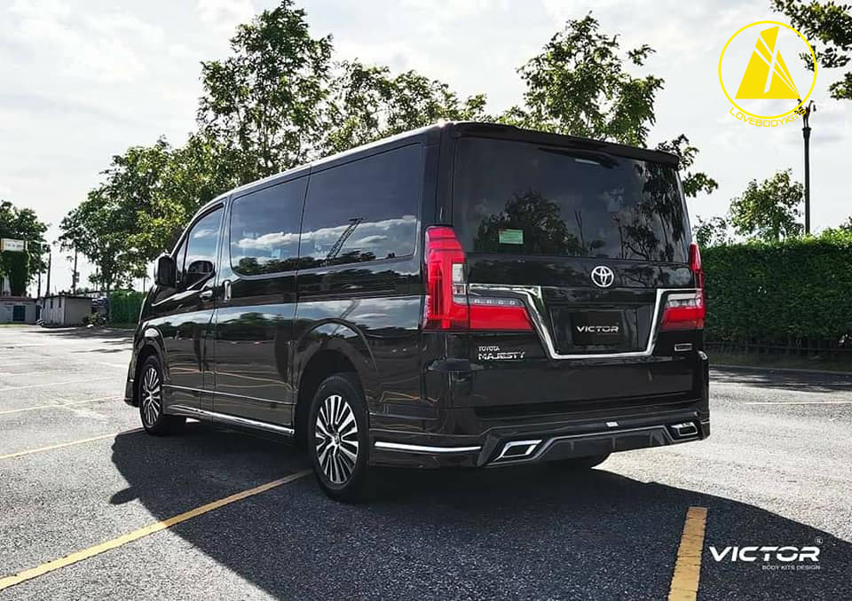 ชุดแต่ง VICTOR : MAJESTY