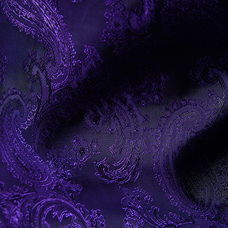 พร้อมเช่า ชุดสูทชาย สีม่วง พิมพ์ลาย เนื้อผ้าแพรแบบหรูมาก ไม่มีเสื้อกั๊ก