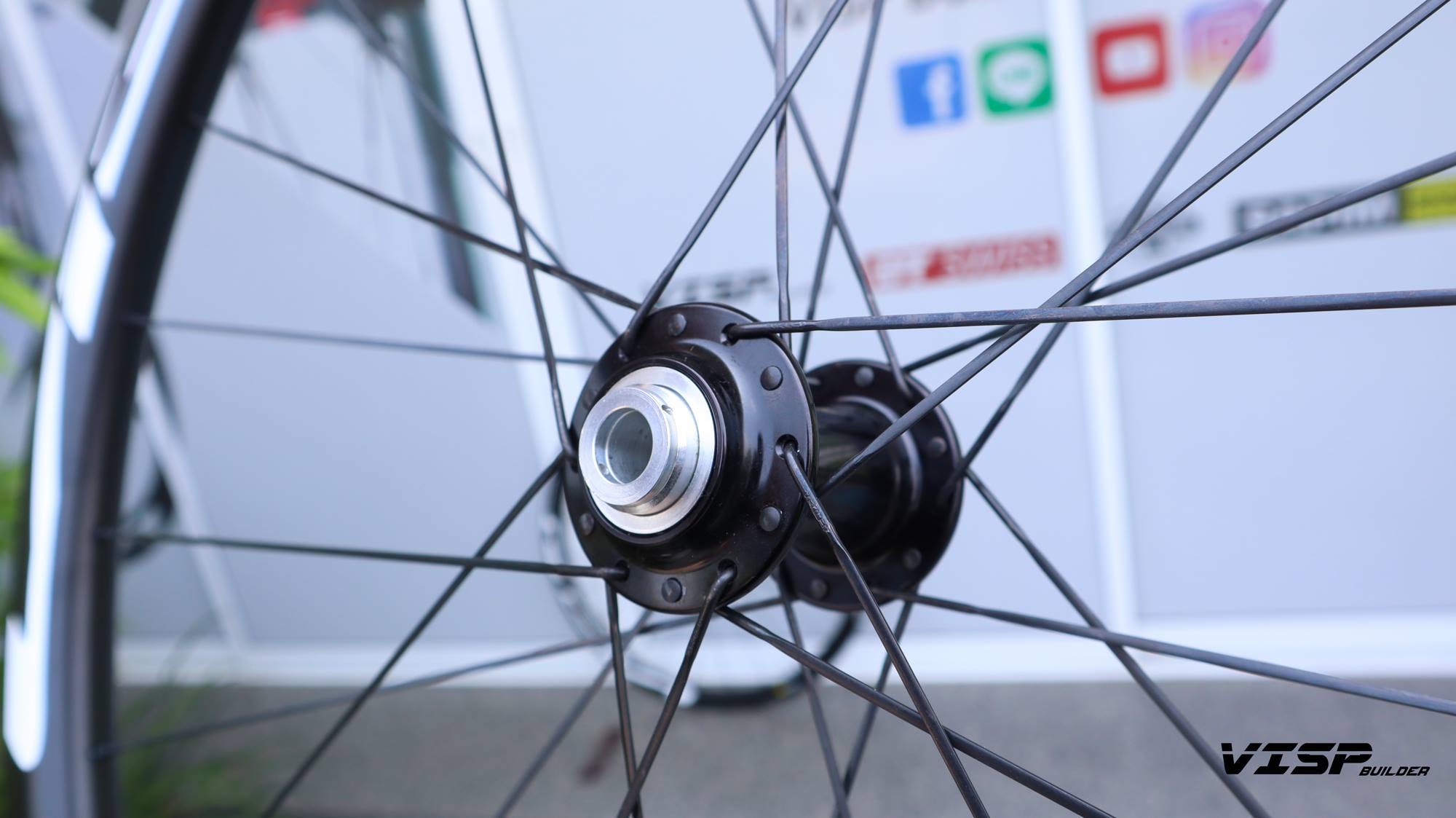 ล้อคาร์บอน VISP Disc Brake BUILDER GEN2, 38/38MM. มาพร้อมระบบ Centerlock พร้อม Adapter 9mm และ 15mm (VISP 2019)