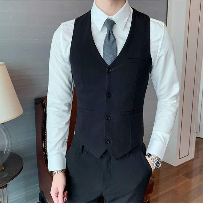 Pre-order ชุดสูทชาย เนื้อผ้าฟูเด้ง สีดำ (พร้อมเสื้อกั๊ก)