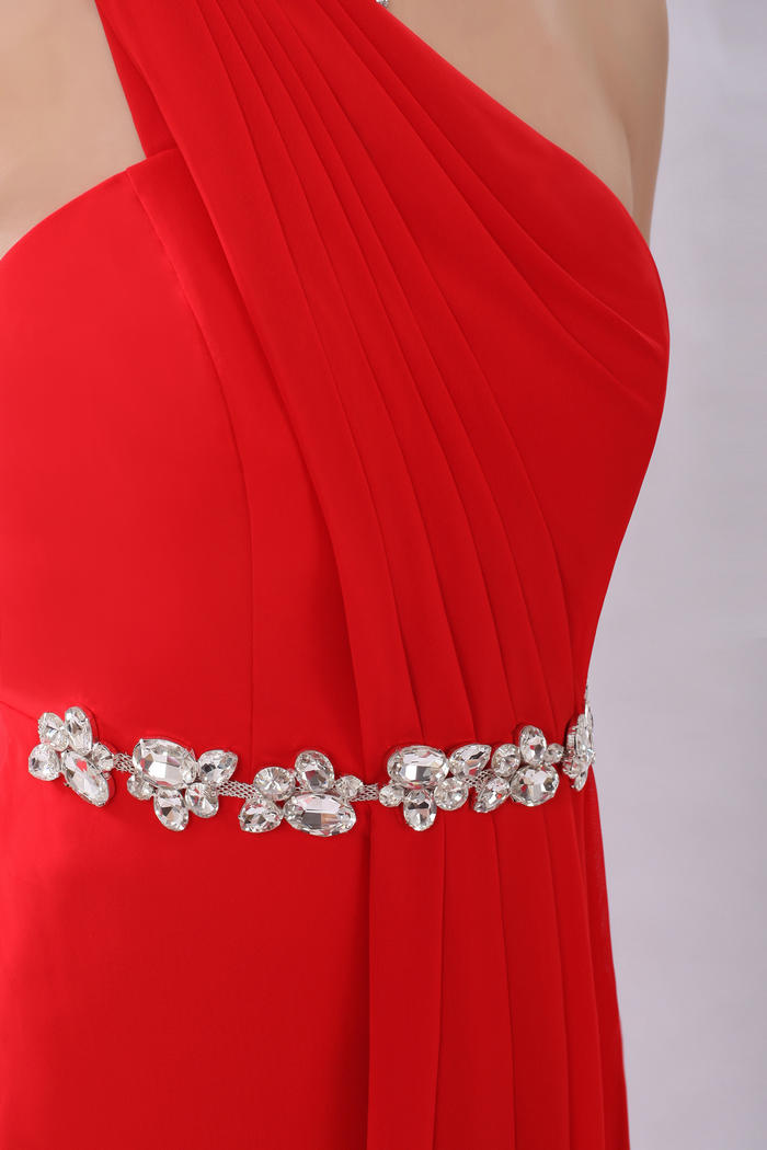 พร้อมส่ง ชุดราตรียาว ไหล่เดียว สีแดง จับเตรปสไตล์กรีก คาดคริสตัลช่วงเอว