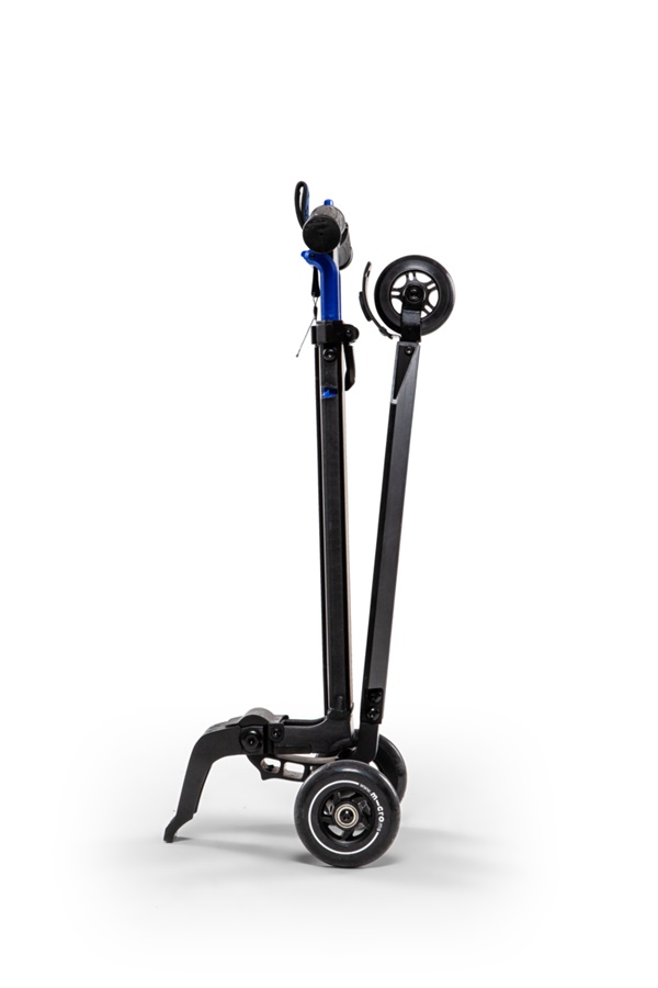 สกู๊ตเตอร์ MICRO KICKPACK BLACK สกูตเตอร์ที่มีกระเป๋าเป้สัมภาระ