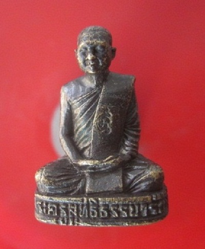 @@พระรูปหล่อพระครูสุทธิธรรมารักษ์ วัดสิงห์ทอง ต.บางขันหมาก อ.เมือง จ.ลพบุรี@@