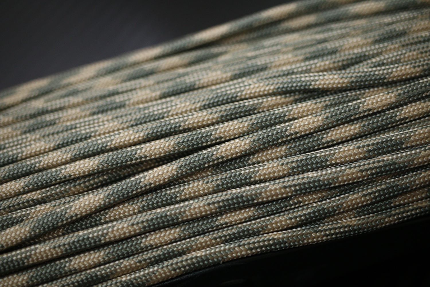 เชือกพาราคอร์ด PARACORD 550 คุณภาพสูง # GREY BEIGE CAMO ใช้ได้งานได้เอนกประสงค์