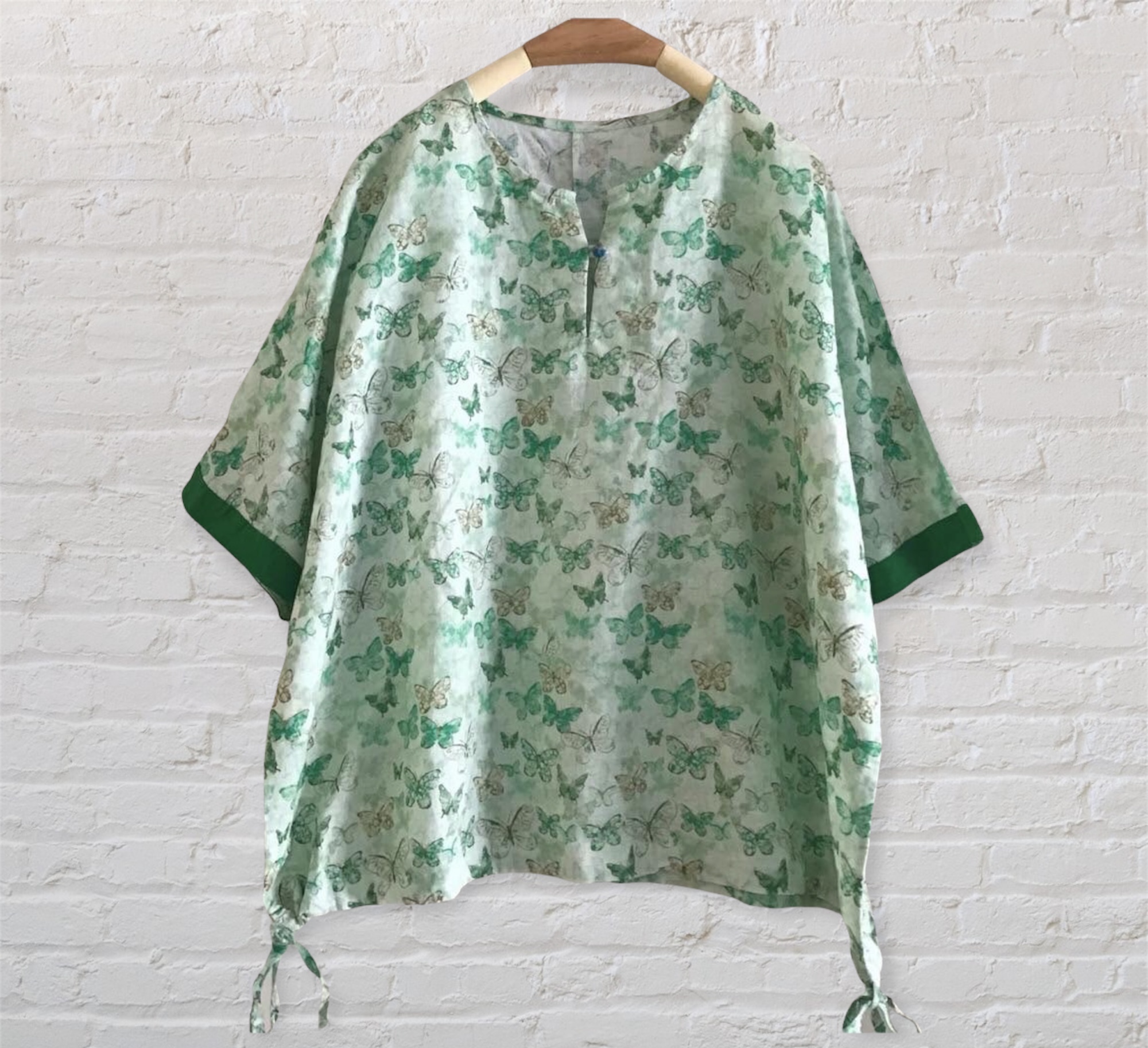 เสื้อผ้าลินินลายผีเสื้อ