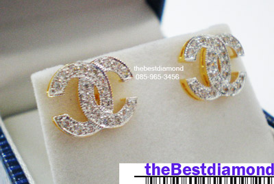 สินค้าหมด BE825+++ต่างหูชาแนล+++แบบสุดฮิต งานสวย หรู ดูดี งานทองจิกไข่ปลา ชุปเป็นทองขาว ทำให้ดูเพชรแพรวพราว